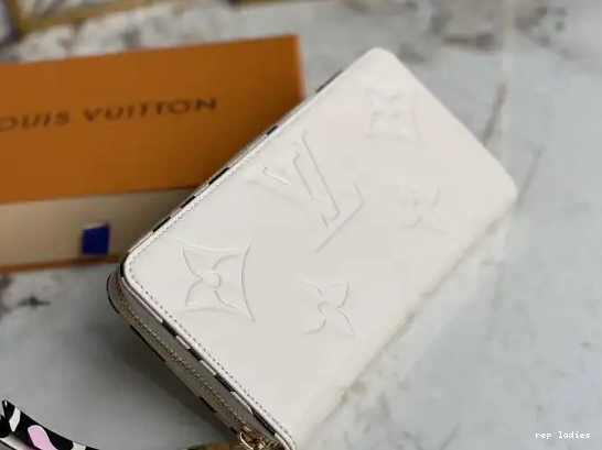 Cheap WALLET VUITTON ZIPPY LOUIS 0703
